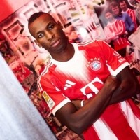 马特-劳：杰克逊放弃了约150万，而不是赫内斯说的300万